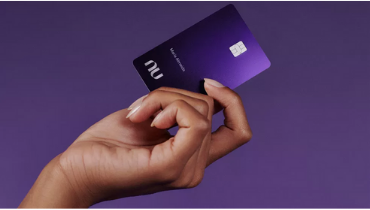 Nu Bank Ultravioleta: Descubra seus benefícios, vantagens e como solicitar o seu cartão.